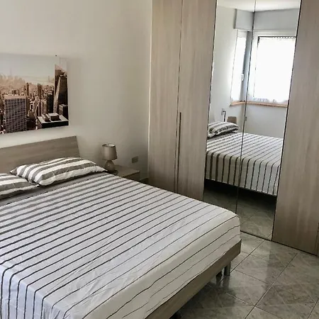 Apartment Casa Sul Corso Di Lido Marini