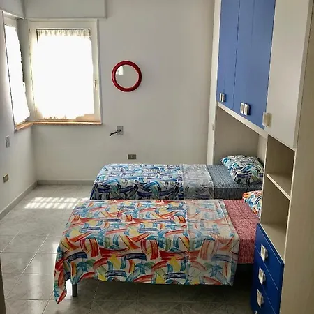Casa Sul Corso Di Lido Marini