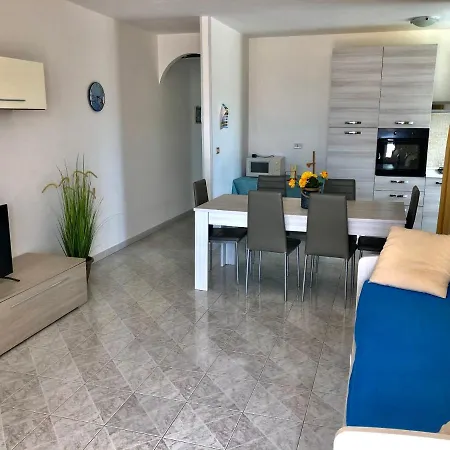 Casa Sul Corso Di דירה