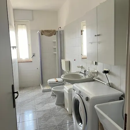 Casa Sul Corso Di * לידו מריני